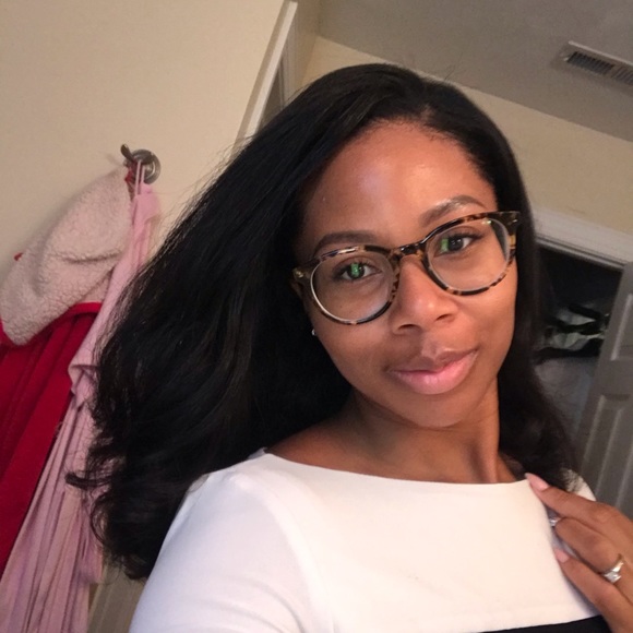 Meet your Posher, Rachel - Picture 3 of 8